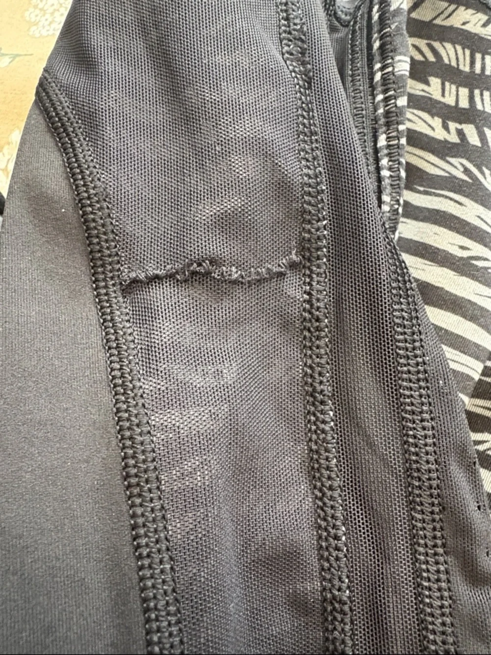 Lululemon Wunder Under Luxtreme Leggings Stripe Black roll-down Waistband 6